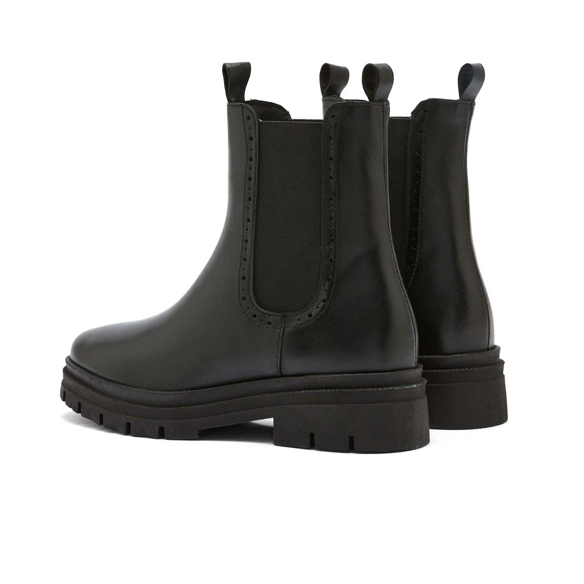 Olia Noir – Image 3